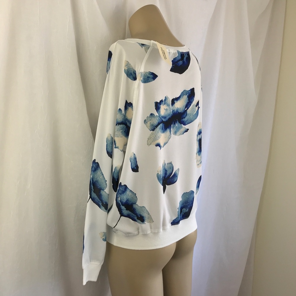 🚫SOLD🚫 NWT Sheer White Chiffon Sweatshirt Blue - Picture 8 of 16